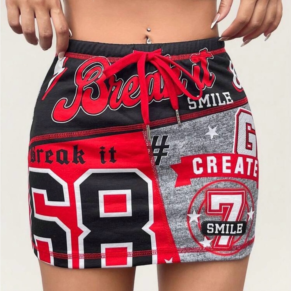 SHEIN Red and Black Graphic Mini Skirt